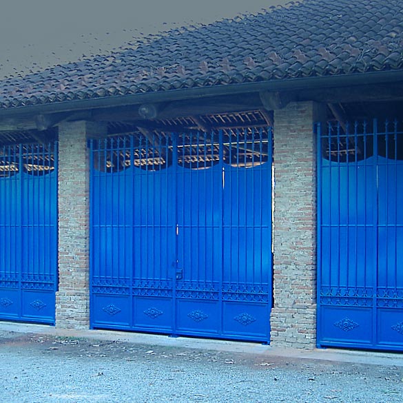 porte, portoni, finestre :: Carpenteria T&T di Leinì, Torino