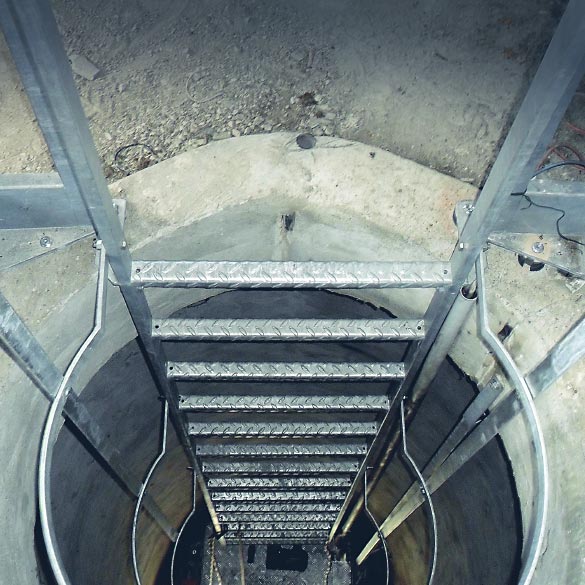 scale :: Carpenteria T&T di Leinì, Torino