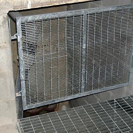 sportelli e botole :: CARPENTERIA T&T, Torino, Piemonte