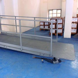 passerelle e ballatoi :: CARPENTERIA T&T, Torino, Piemonte