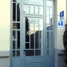 porte, portoni, finestre  :: CARPENTERIA T&T, Torino, Piemonte