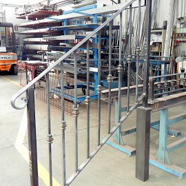 ringhiere e mancorrenti :: CARPENTERIA T&T, Torino, Piemonte