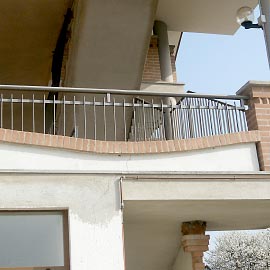 ringhiere e mancorrenti :: CARPENTERIA T&T, Torino, Piemonte