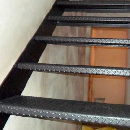 scale a castello, scale tipo marinara  :: CARPENTERIA T&T, Torino, Piemonte