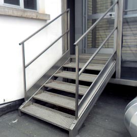 scale a castello, scale tipo marinara  :: CARPENTERIA T&T, Torino, Piemonte